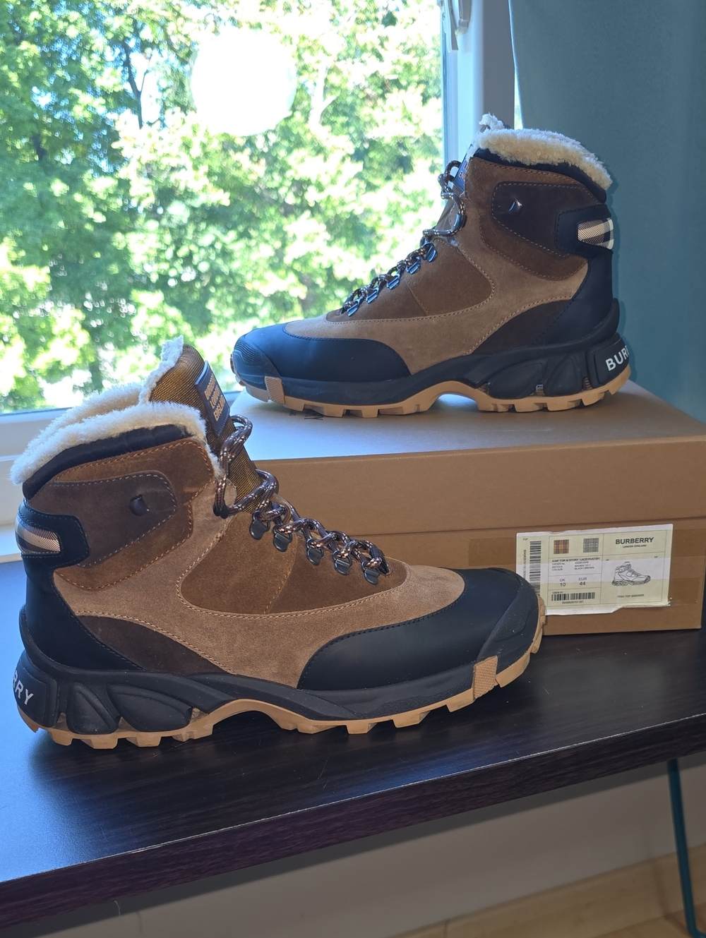 Burberry Brown and Black Suede Shearling-Lined Hiking Boots Mens EU44